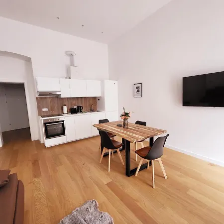 Novara City Apartment Vienna Exterior photo